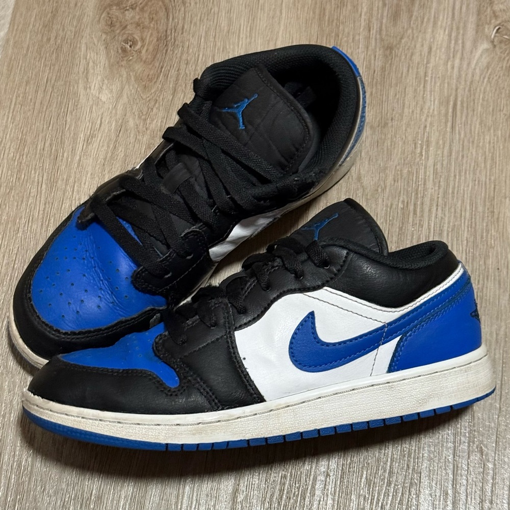 Nike Air Jordan 1 Low SE GS Alternate Royal Toe 553560-140 Sz 6Y… Women’s Sz 7.5
